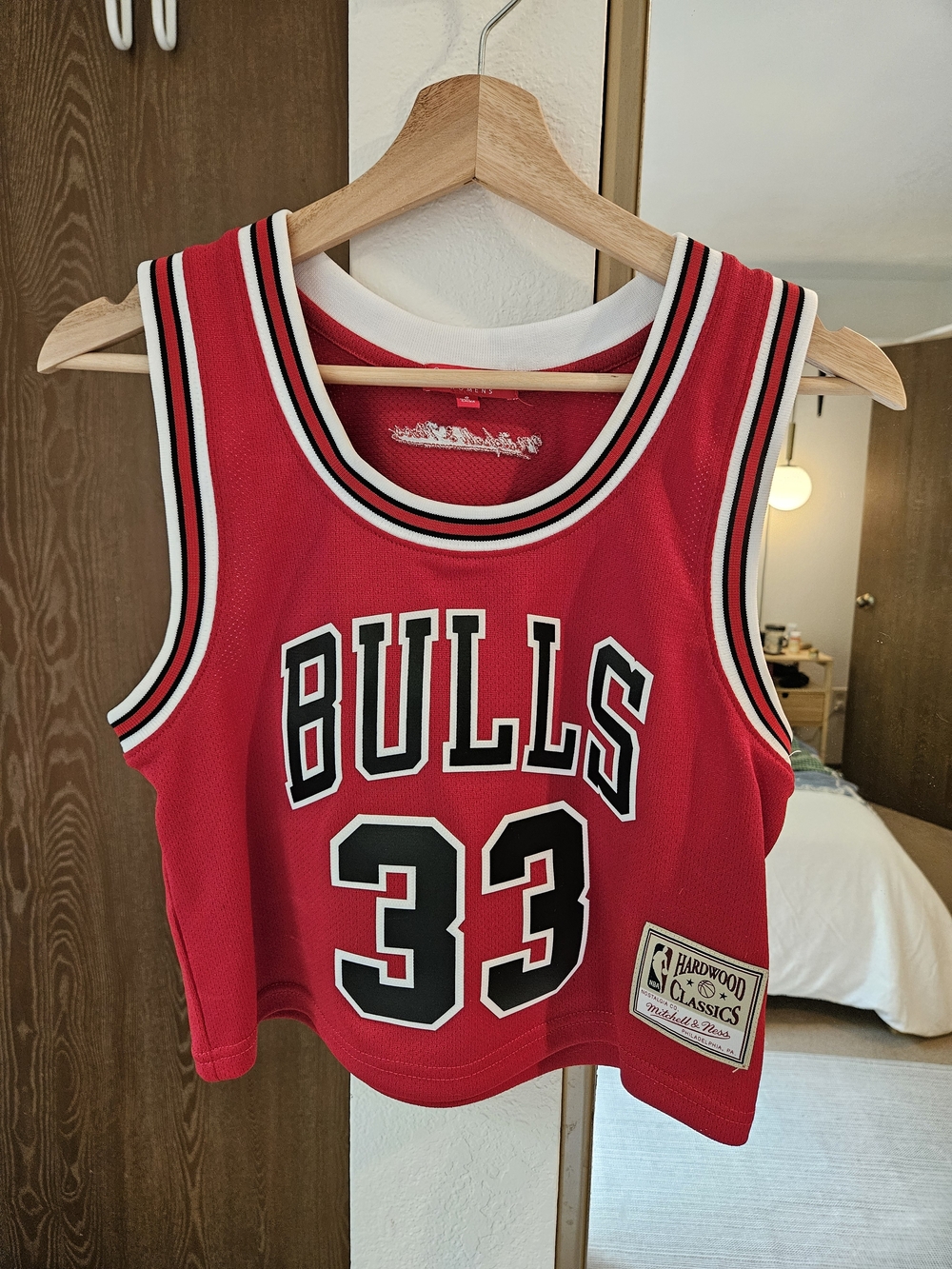 Womens N&N Crop Tank Chicago Bulls 1997 Scottie Pippen Jersey
